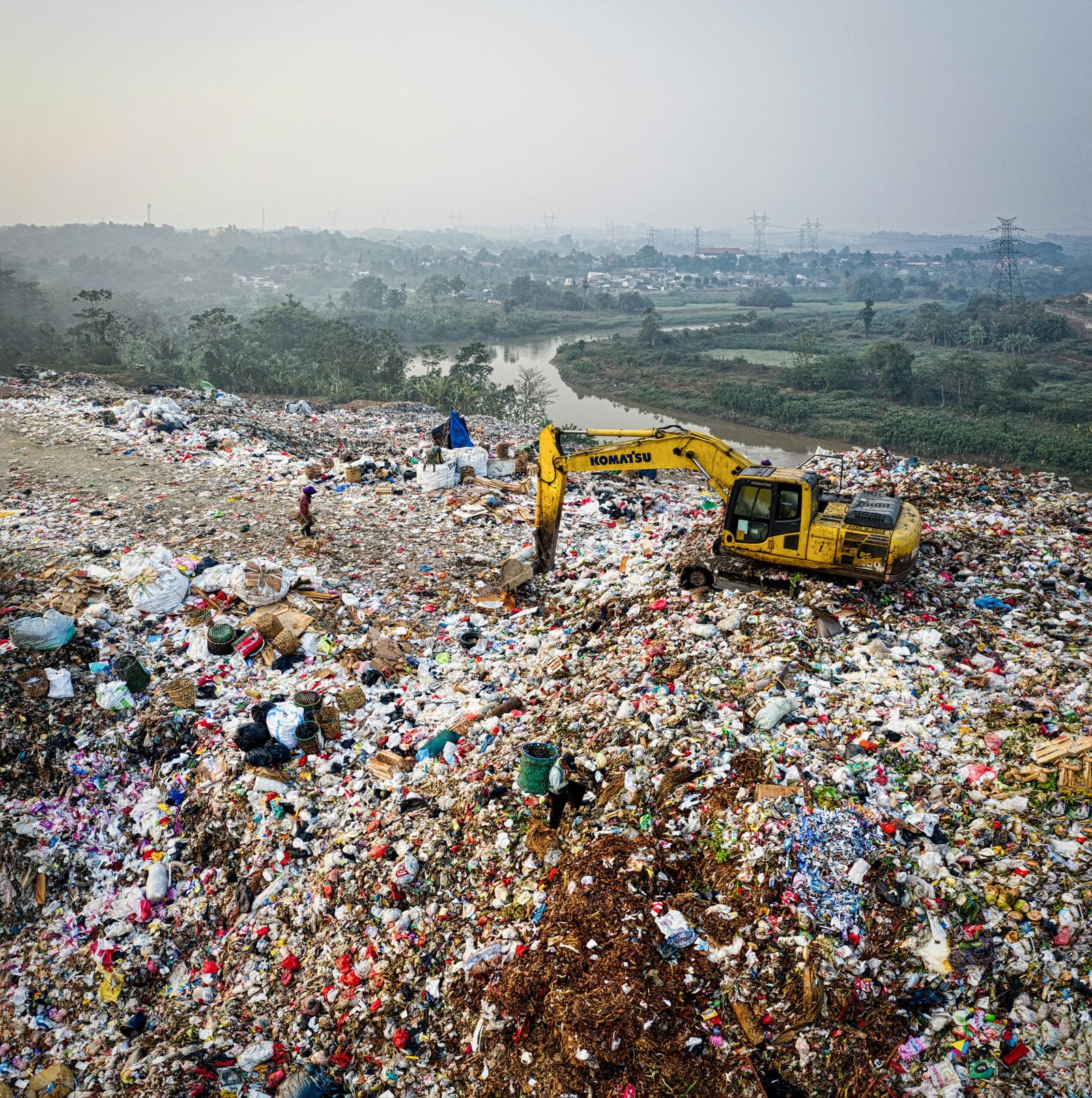 Plastic Pollution and Waste Management: Solutions for Clean Living in the Future